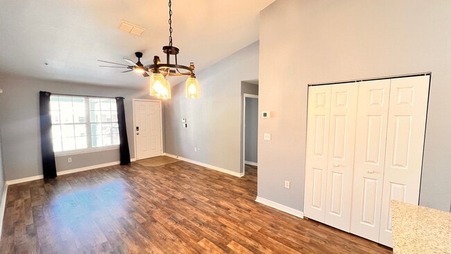 Building Photo - Stylish 2BR/2BA Condo in the Heart of Oviedo – Comfort, Convenience & Resort-Style Living! WASHER...
