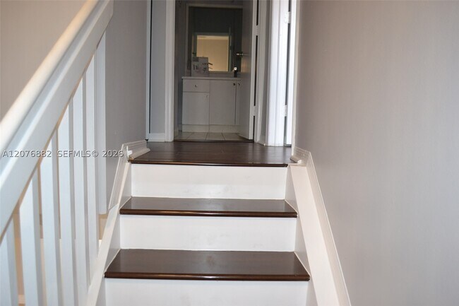 Building Photo - 2336 Anchor Ct