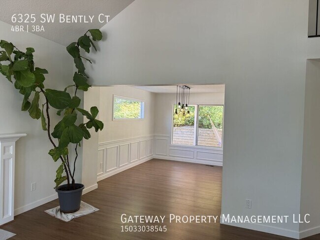 Building Photo - 6325 SW Bently Ct