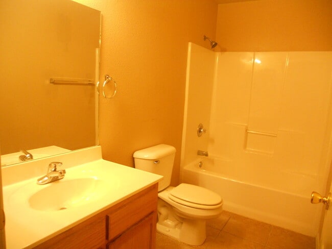 Building Photo - 3 Bedroom 2 Bath With A Mountain View Home!