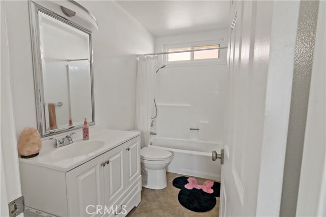 Building Photo - 2025 Fairmont Dr