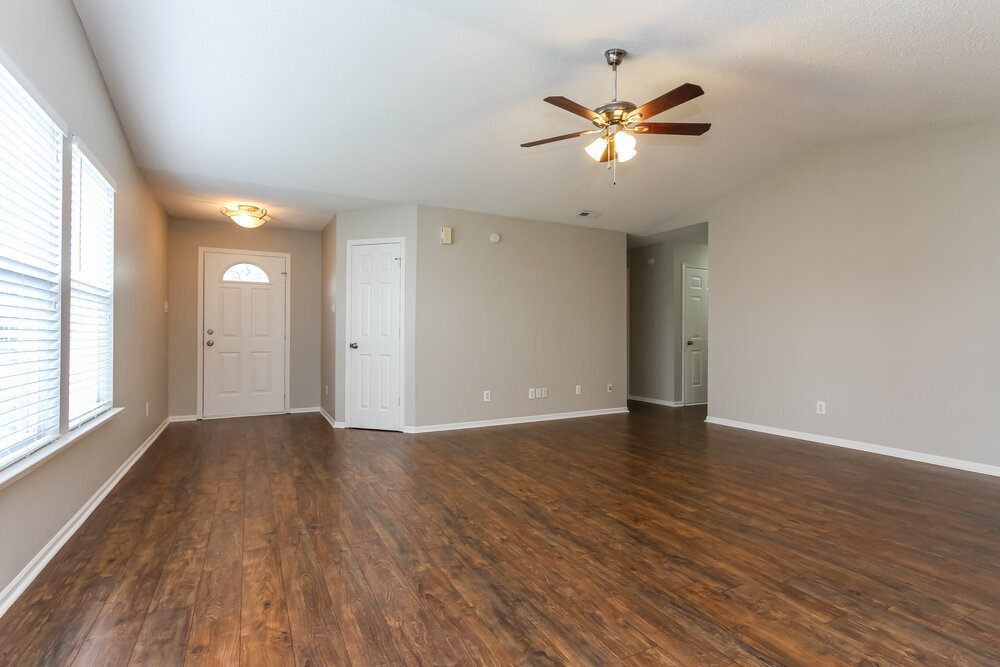 Building Photo - 6906 W Dover Pl