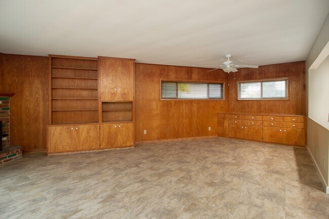 Building Photo - 10745 Stephon Terrace