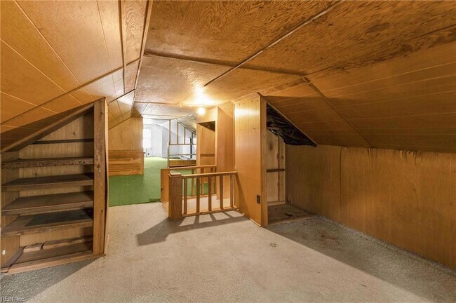 Building Photo - 6333 Tuttle Ave