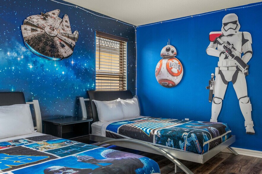 Building Photo - 1626 Lima Ave