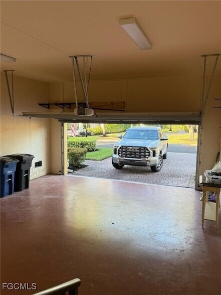 Building Photo - 15751 Prentiss Pointe Cir