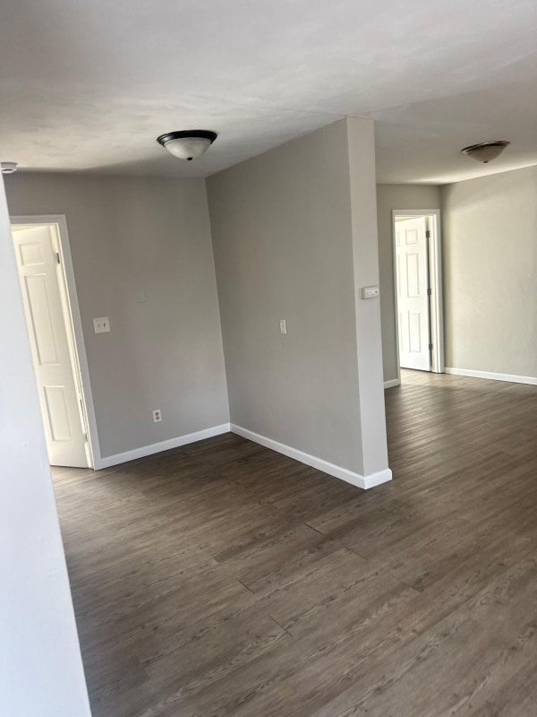 Building Photo - 1334 Juniper Dr