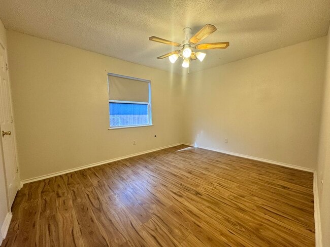 Building Photo - 4512 Lehigh St