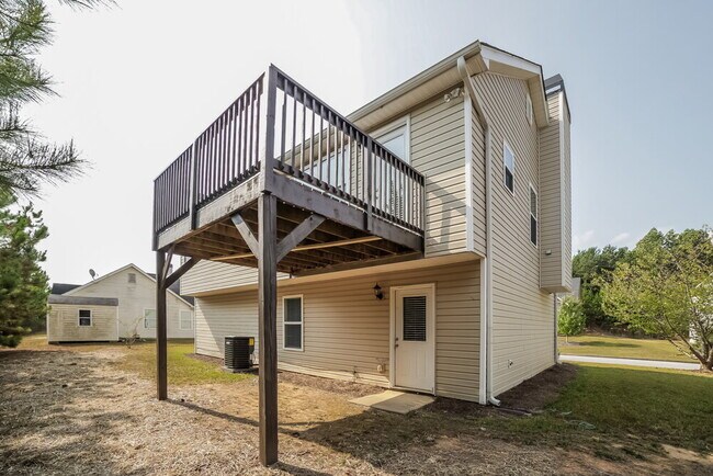 Building Photo - 104 Rockefeller Ln