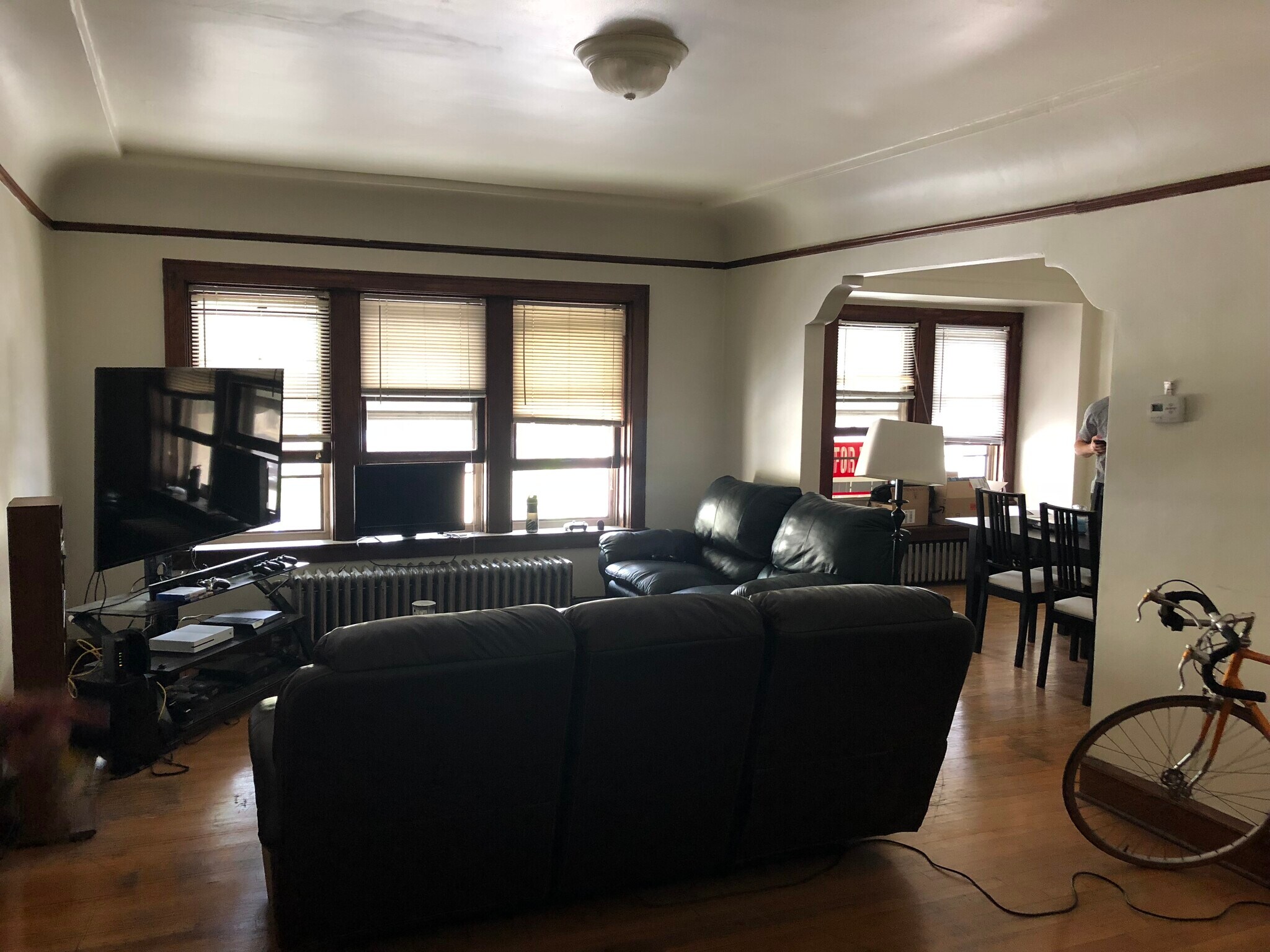 Building Photo - 1203 E Brady St