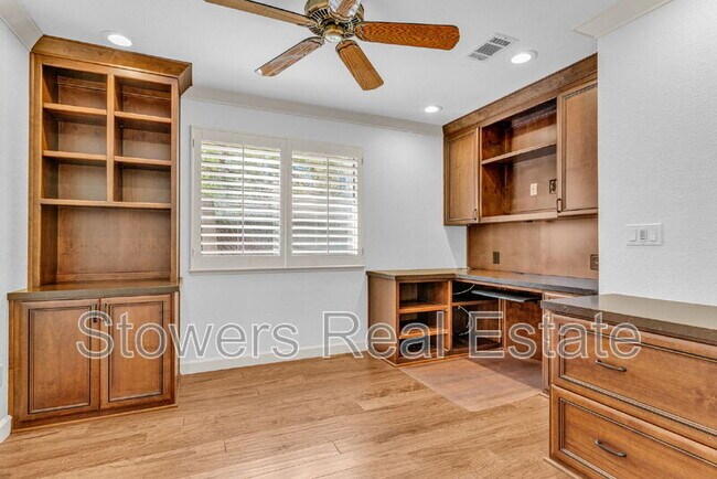 Building Photo - 117 Woodland Valley Dr