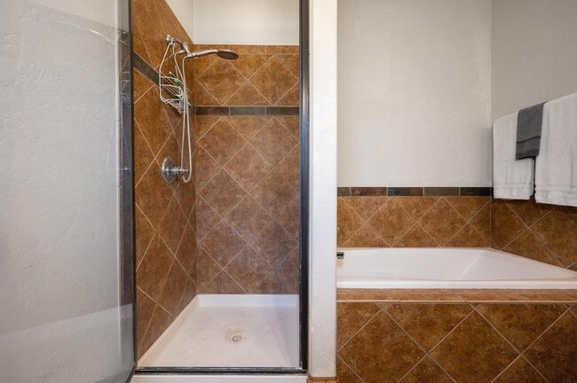 Building Photo - 91 Fireweed Ct