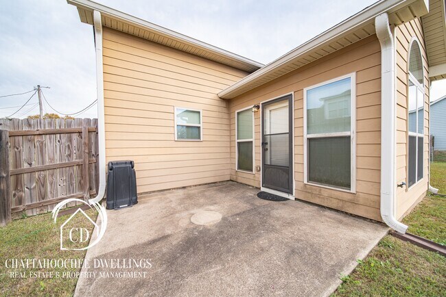 Building Photo - 30 Churchhill Dr