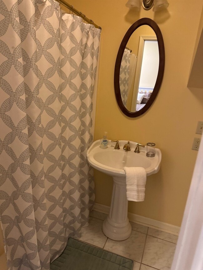 Building Photo - 141 Player Ct