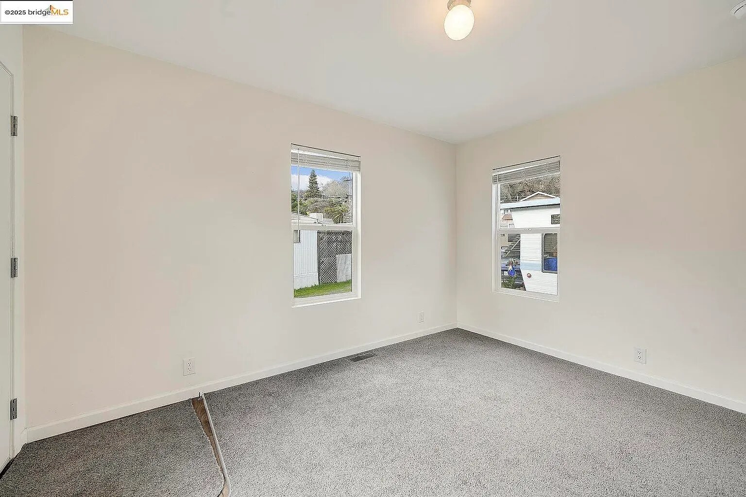 Building Photo - 9510 Harbor Dr