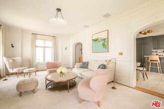 Building Photo - 1424 N Crescent Heights Blvd