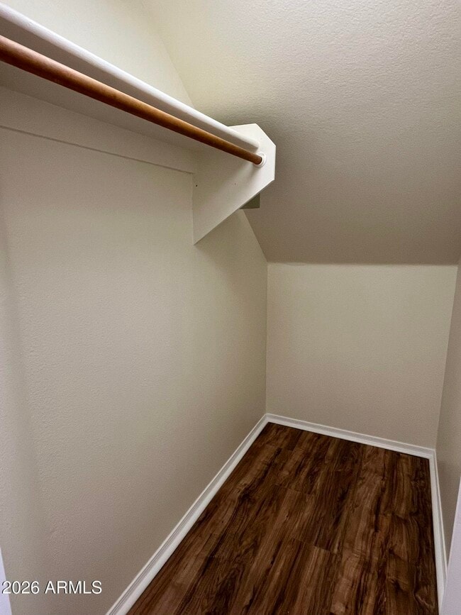 Building Photo - 5922 W Gary Dr