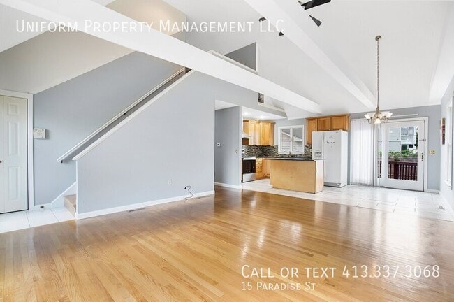 Building Photo - 15 Paradise St