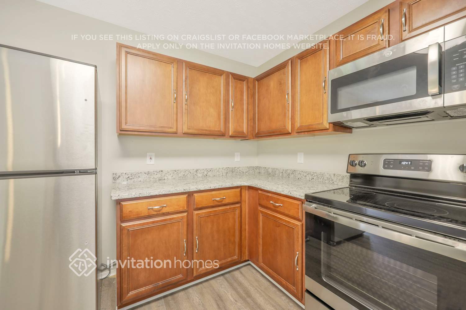 Building Photo - 2888 Creekbend Dr