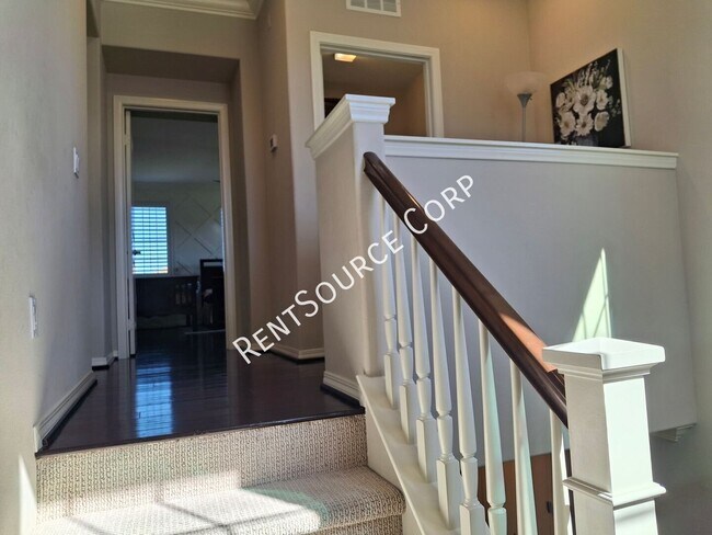 Building Photo - 24355 Verdugo Cir