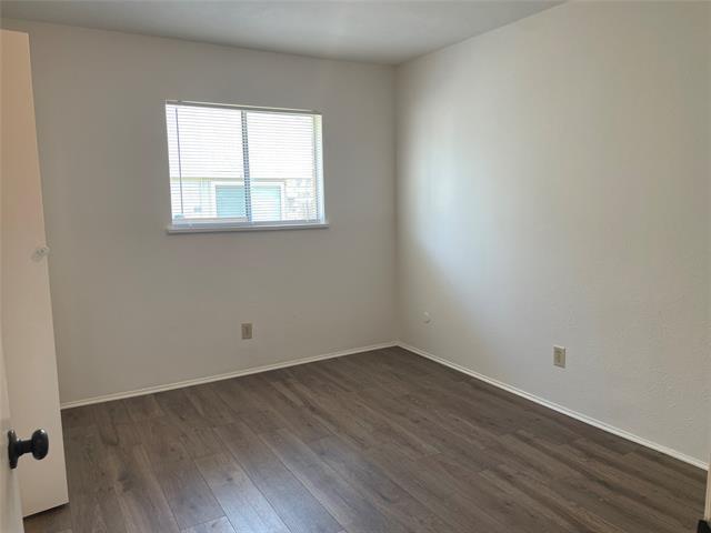 Building Photo - 7533 Parkwood Ln