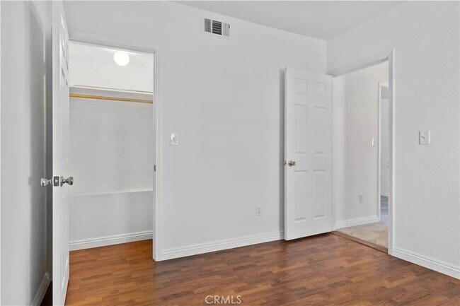 Building Photo - 107 Capitol Hill Dr