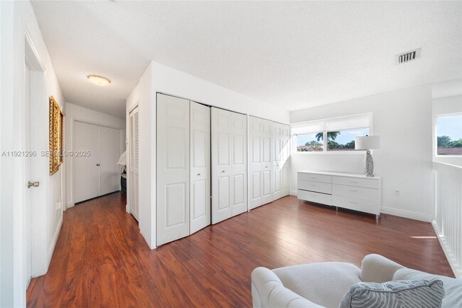 Building Photo - 15484 SW 42nd Terrace