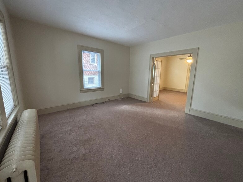 Building Photo - 1507 Hampton Ave SW