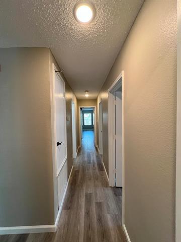 Building Photo - 8504 Seven Oaks Ln