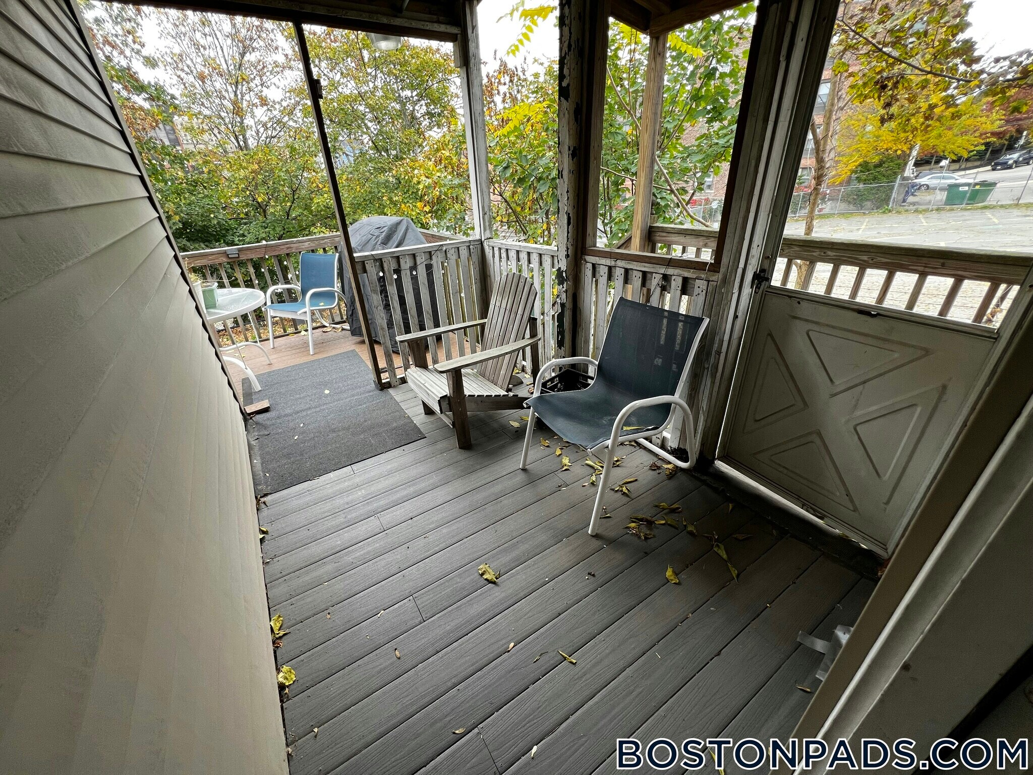 Building Photo - 205 Hillside St