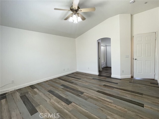 Building Photo - 15096 Fox Ridge Dr