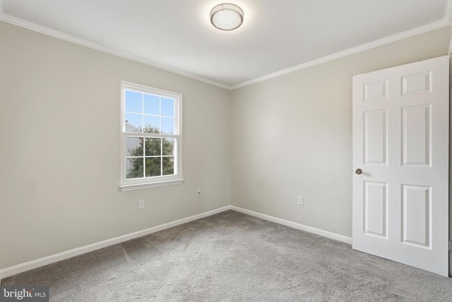 Building Photo - 6739 Rockledge Pl