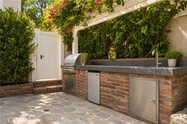 Building Photo - 5188 Vista Miguel Dr