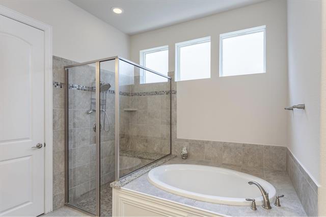 Building Photo - 2541 Cladding Dr