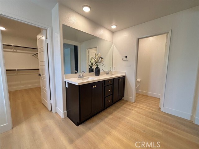 Building Photo - 32815 Crown Point Ln