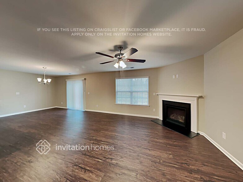 Building Photo - 3160 Green Apple Dr