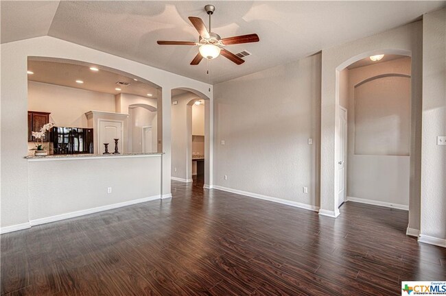 Building Photo - 3410 Greyfriar Dr