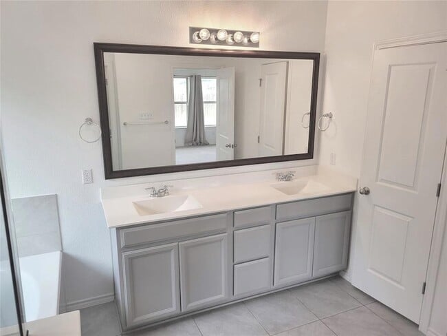 Building Photo - 17104 Casanova Ave