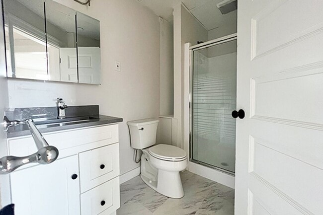 Building Photo - 9/1 No Fee! Renovated 3BR in downtown Beverly w/AC, laundry!
