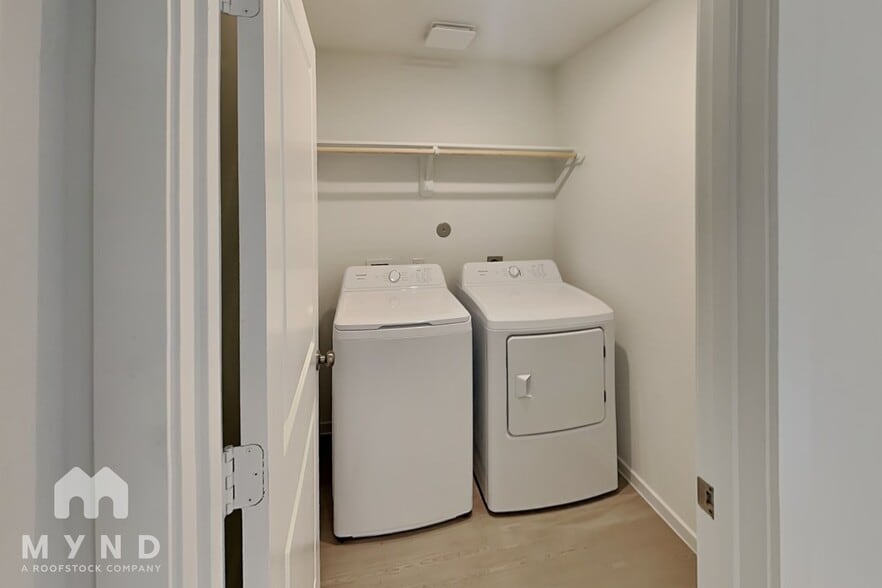 Building Photo - 708 Zuppino Ln