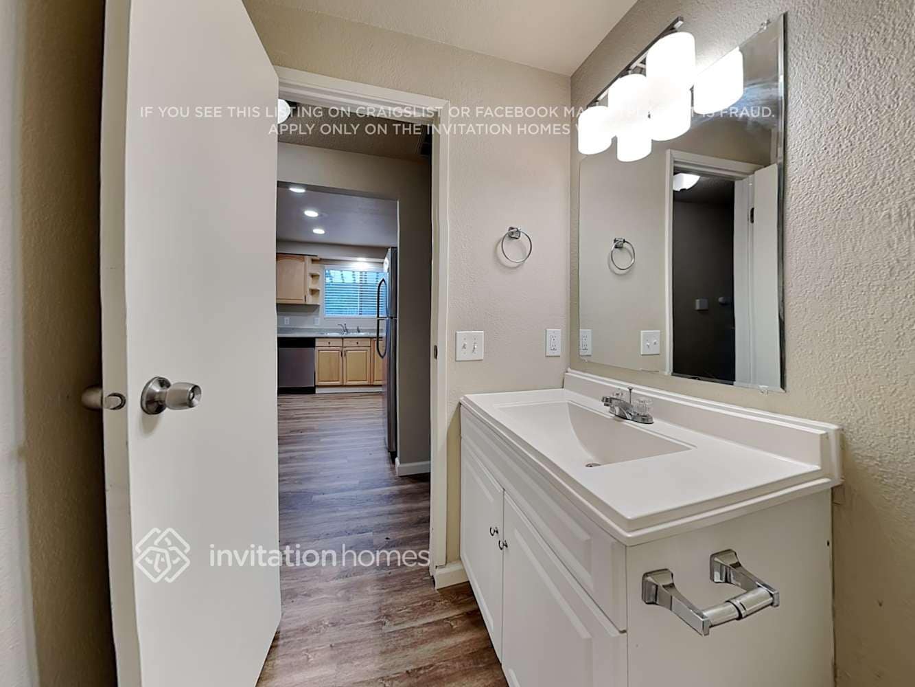 Building Photo - 34811 27th Ave SW