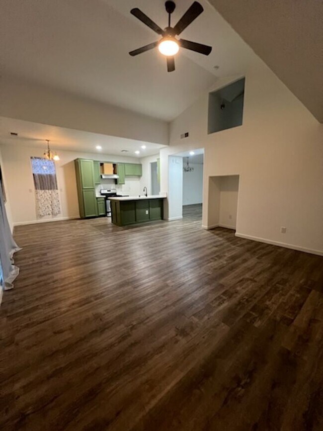 Building Photo - 4 Bedroom Home Coming Soon in DINUBA!