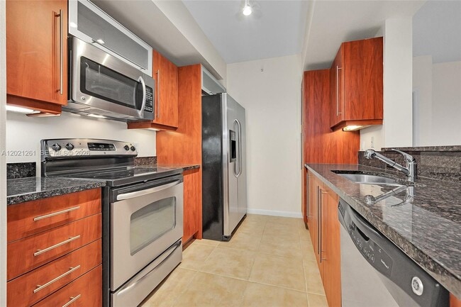 Building Photo - 7350 SW 89th St