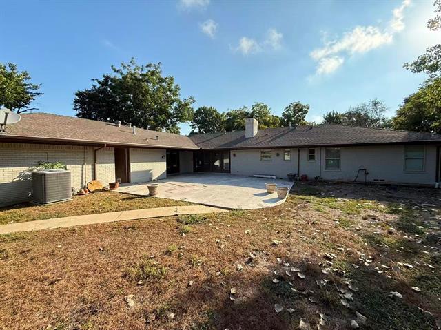 Building Photo - 6121 Preston Haven Dr