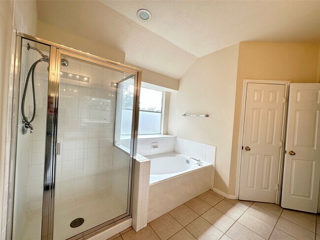 Building Photo - 12938 Deer Sage Ct
