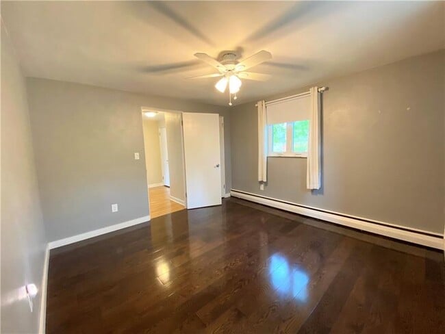 Building Photo - 307 Roup Ave