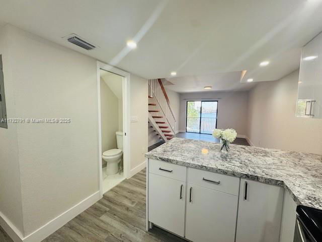 Building Photo - 5650 W 26th Ct