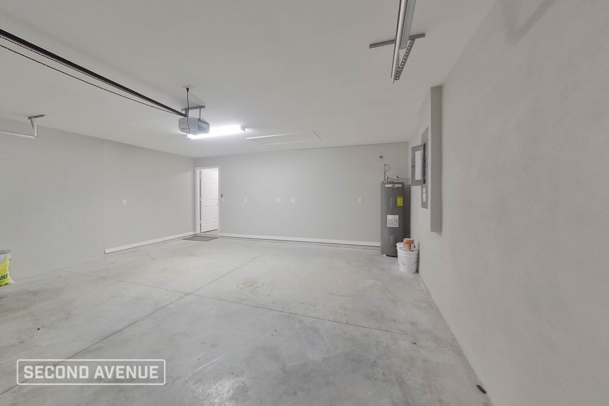 Building Photo - 14051 Canadian Ave