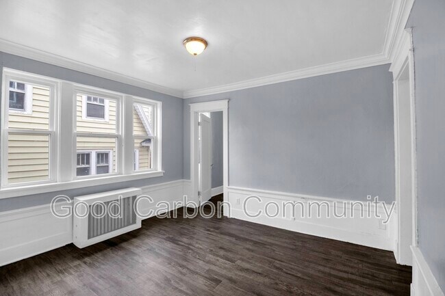 Building Photo - 7 E Depew Ave