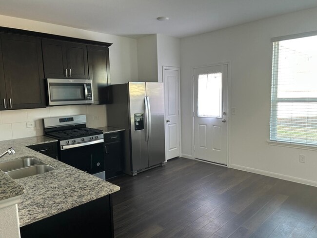 Building Photo - 17630 Chisel Plow Dr